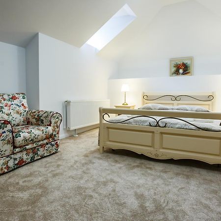 Maisonette Apartments Cîmpulung Kültér fotó