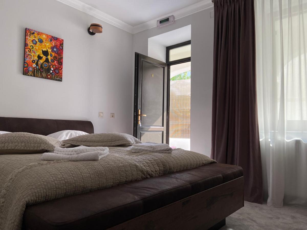 Maisonette Apartments Cîmpulung Kültér fotó