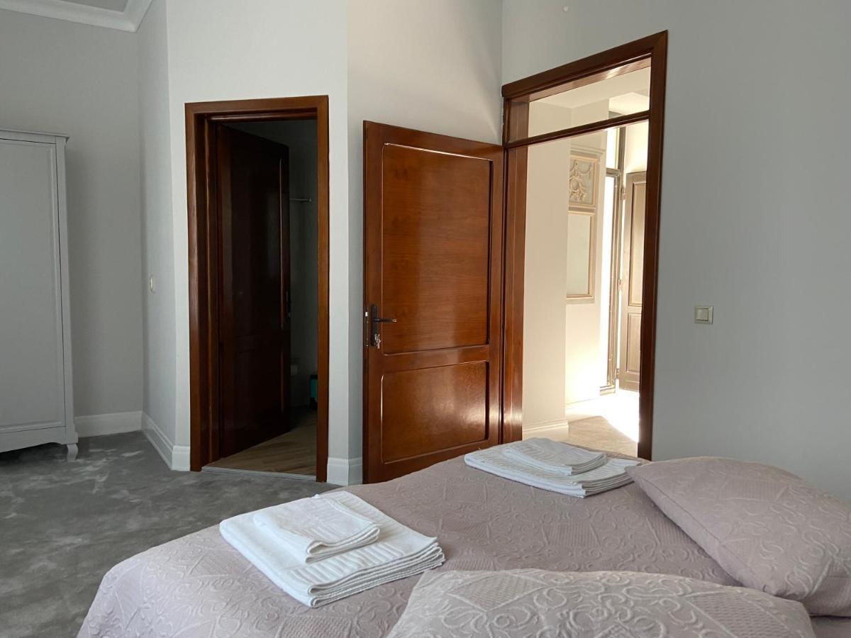 Maisonette Apartments Cîmpulung Kültér fotó