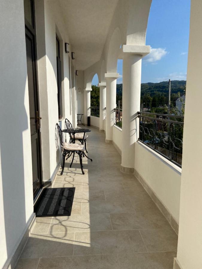 Maisonette Apartments Cîmpulung Kültér fotó