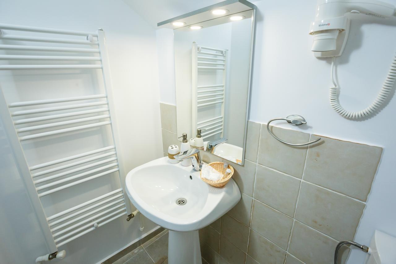 Maisonette Apartments Cîmpulung Kültér fotó