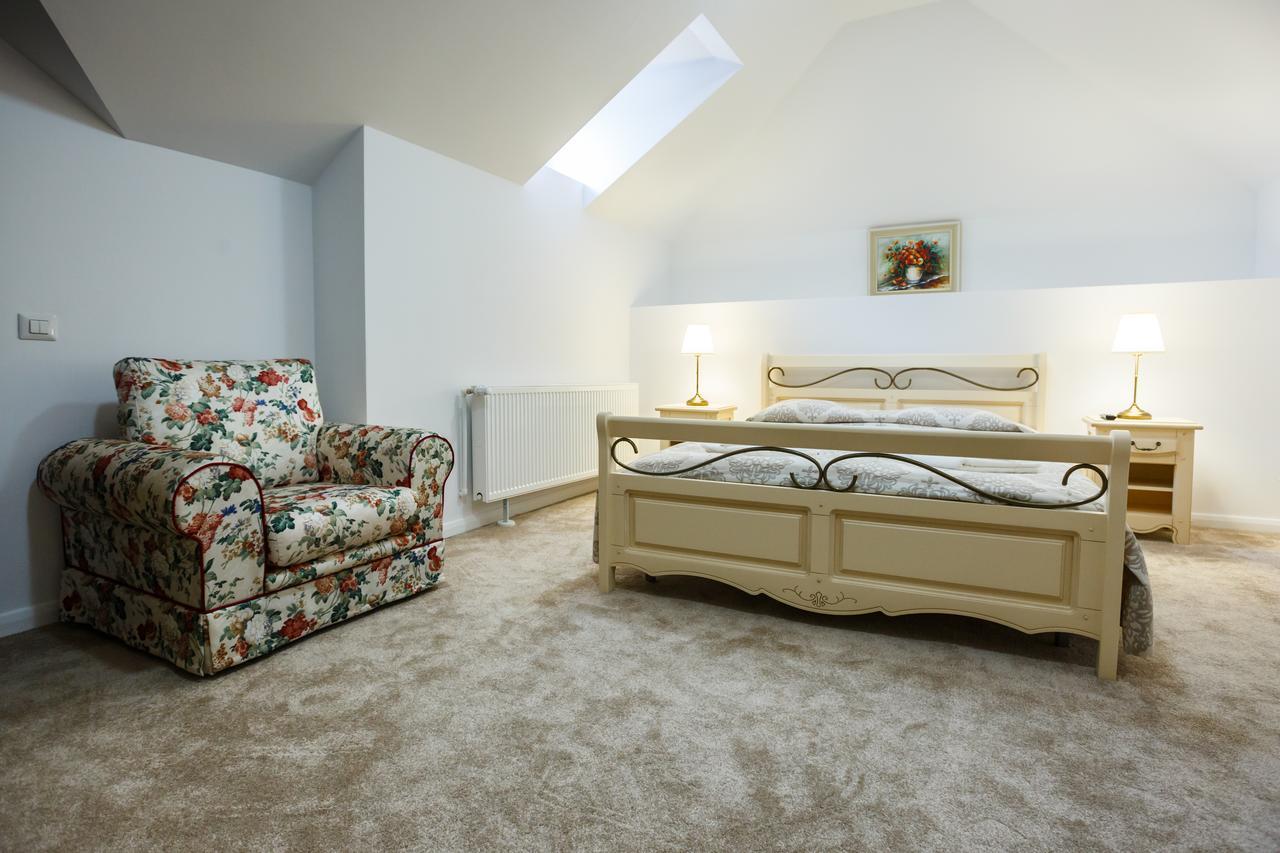 Maisonette Apartments Cîmpulung Kültér fotó