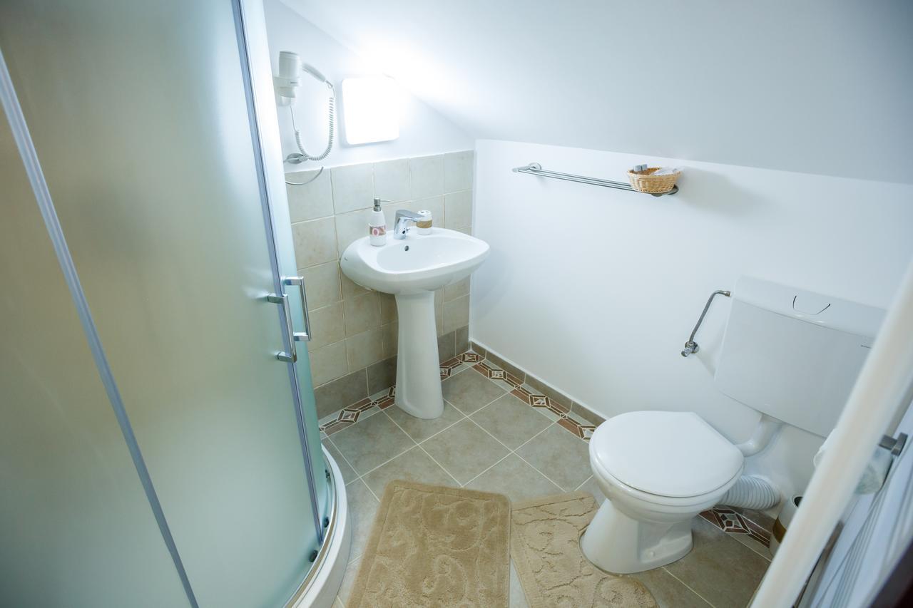 Maisonette Apartments Cîmpulung Kültér fotó